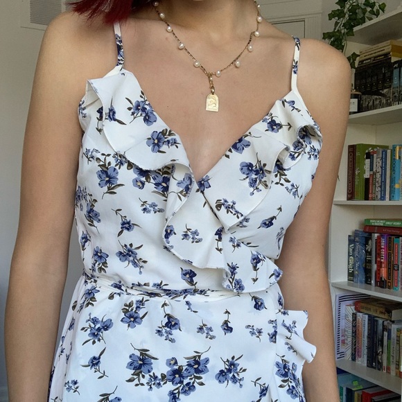 SHEIN floral mini wrap dress - Picture 3 of 4